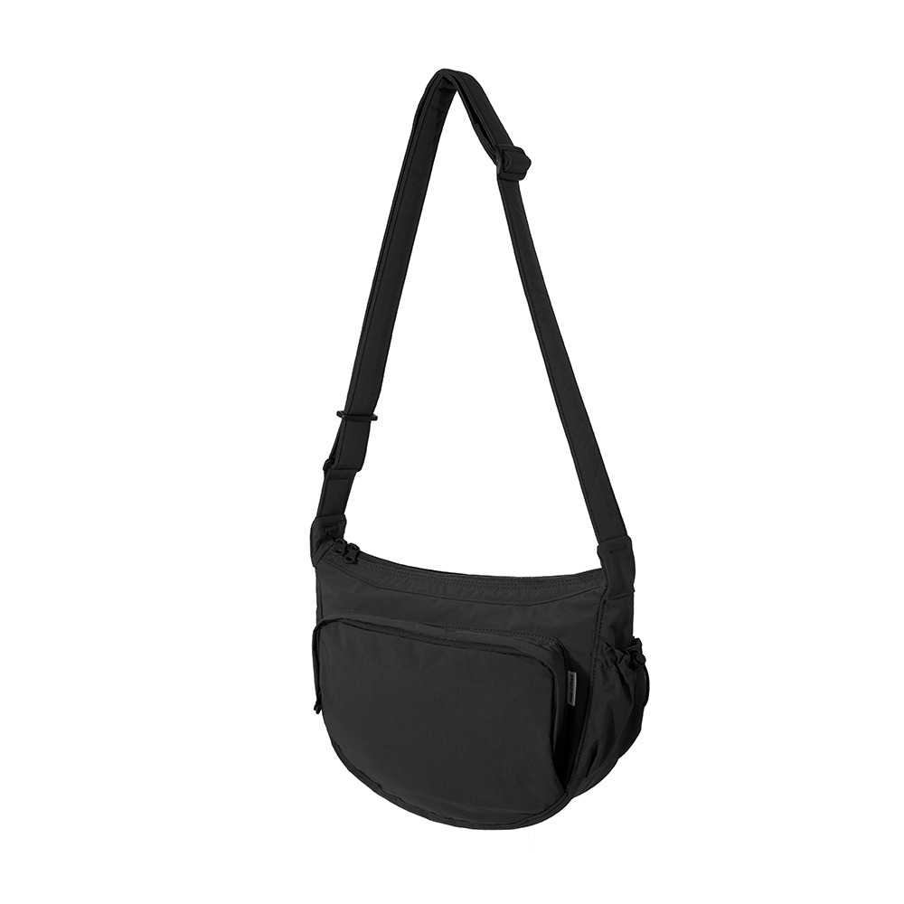 MAZI UNTITLEDStack Bag(Black)
